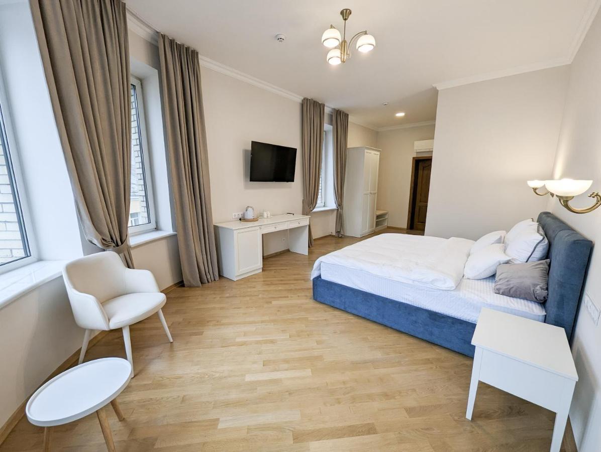Kyiv Honchara Hotel Екстериор снимка
